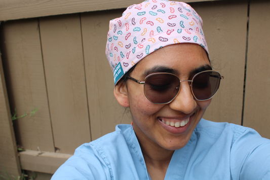 Pink Powerhouse: Mitochondria Scrub Cap